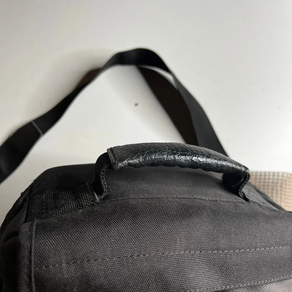 Lowepro EX 140 Camera Bag Black Gray Padded Shoulder Strap Belt Loop Case